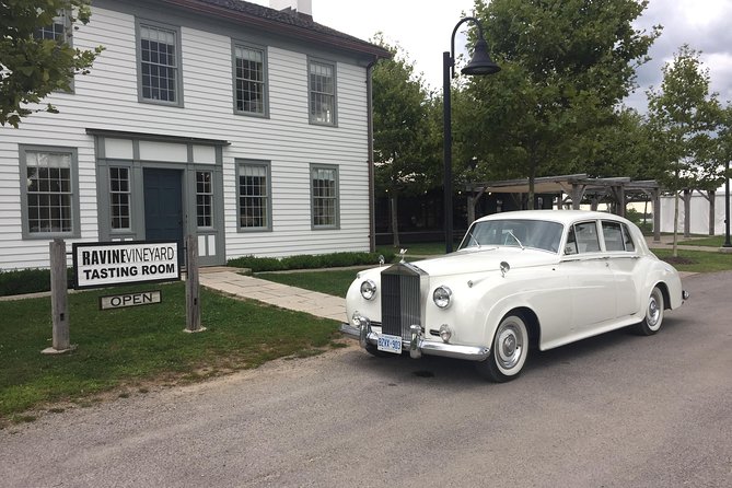 Grand Winery Tour - Rolls Royce - Niagara On The Lake - Stop 1: Lakeview-style opening visit and what to watch for