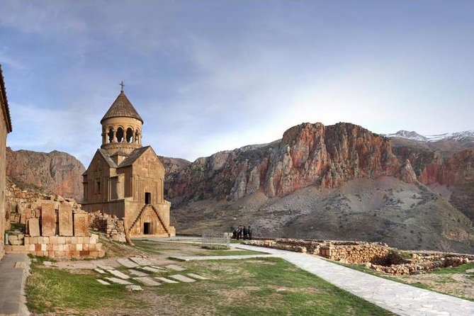Group tour: Khor Virap, Noravank, Areni Winery and Cave - Khor Virap: The “dungeon church” stop that anchors the whole day