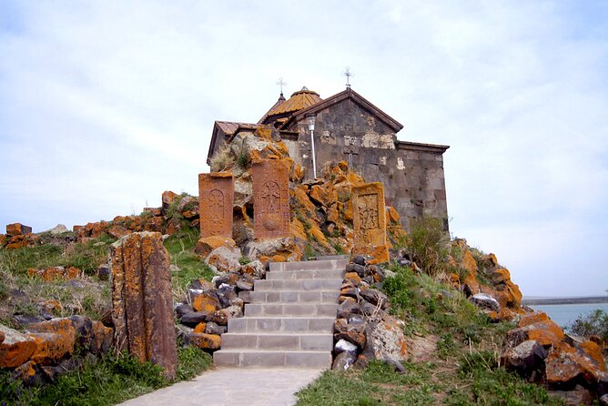 Group Tour: Lake Sevan, Hayravank, Noratus, Jermuk, winery - Selim Pass drive: the old trade route vibe