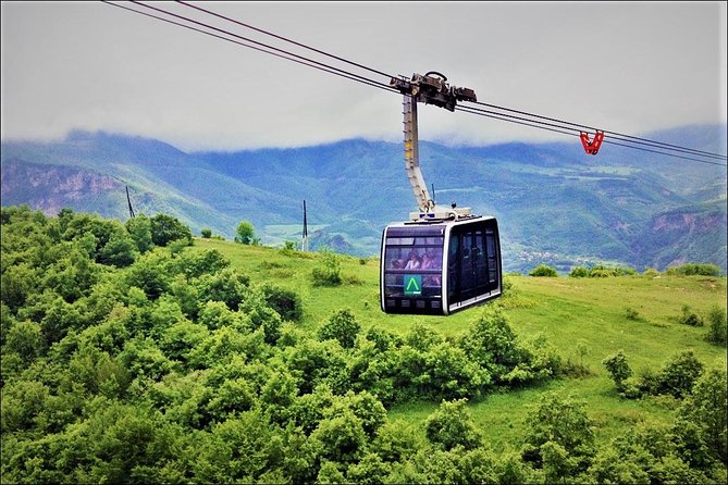 Group Tour: Shaki waterfall, Tatev monastery & ropeway, Hin Areni winery - The reality of timing: why the day can feel long