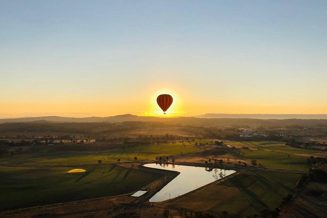 Hot Air Balloon Flight Brisbane with Vineyard Breakfast - Why the 4:00 am start works so well