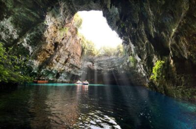 Kefalonia: Full-Day Island Tour with Winery Visit - Robola Winery Cooperative: more than a quick wine stop