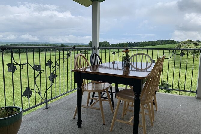 Keuka Lake Winery Tour - Stop 4: Point of the Bluff Vineyards and the Boutique Winemaking Contrast