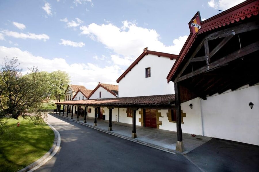 La Rioja: Guided visit to CVNE Winery and wine tasting - Key highlights at a glance