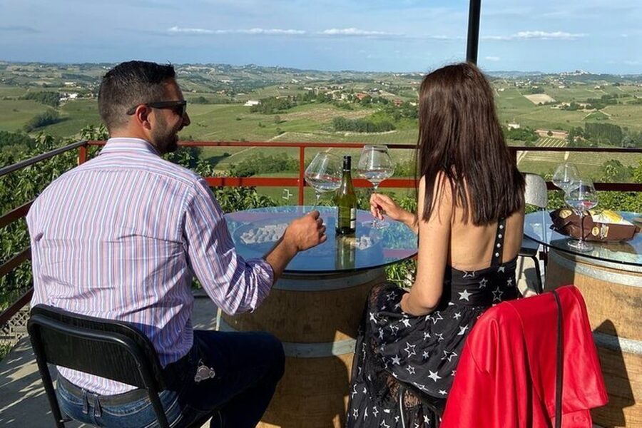 Langhe & Monferrato: Vineyard Tour and Wine Tasting - Langhe & Monferrato views, minus the tourist machine