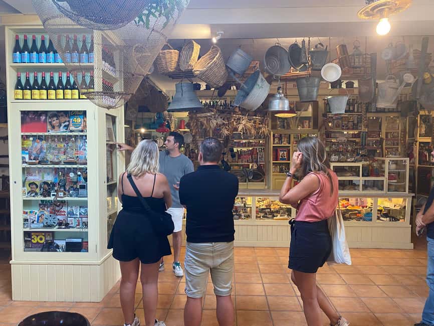 Lanzarote: Evening Tapas, Winery & Lagomar Experience - Tapas in a Canarian Village: Local Food, Traditional Music, and Extra Budget Planning