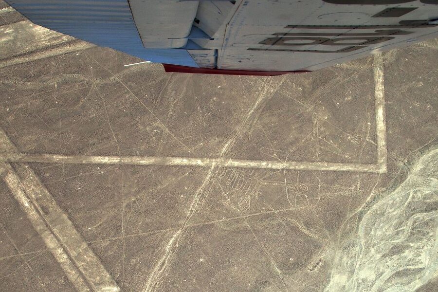 Lima: Huacachina, Winery, & Nazca Lines from Pisco Airport - V8 dune buggies and sandboarding: fun with real physical demand