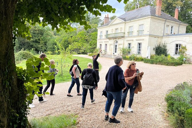 Loire Valley Private Day Trip with Chambord Winery Visit & Lunch - How Much Value Is $1,100+? You’re Buying Convenience Plus Wine Time