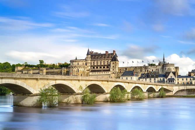 Loire Valley Royal Castles Guided Small group Day Trip from Paris - Key things to know before you go