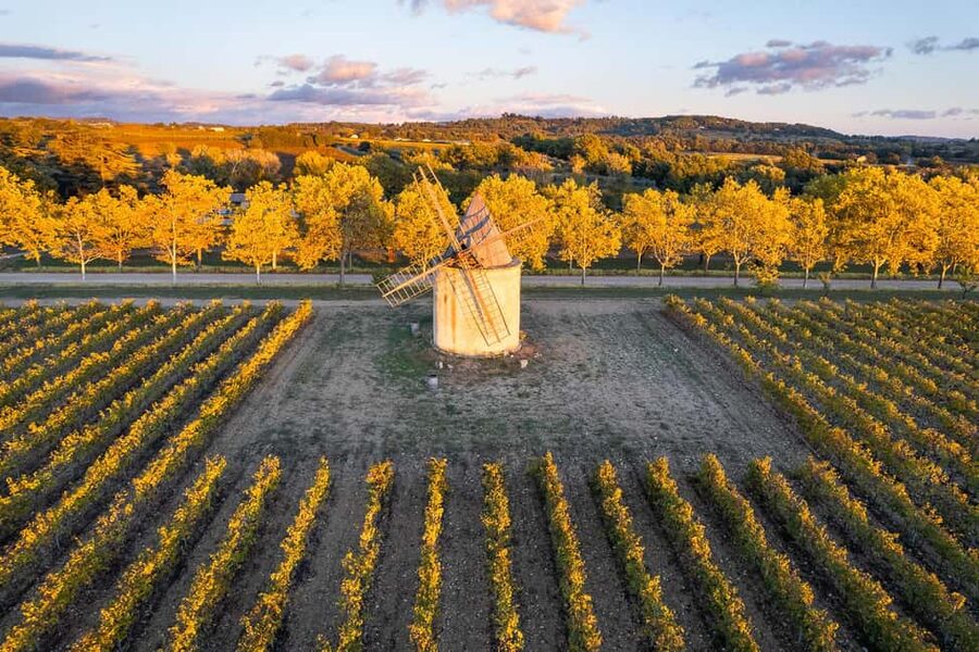 Luberon: Vineyard Tour and Wine Tasting - The Village Views: Ansouis and the Surrounding Area