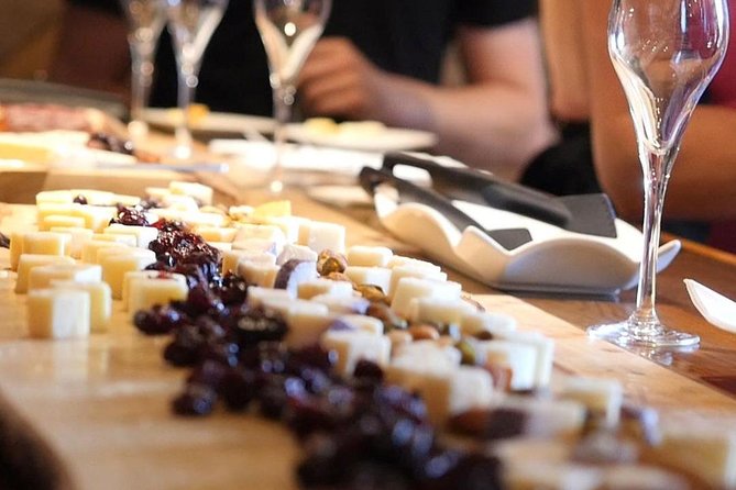 Lunch in the Vineyard: A Scenic Niagara Wine Tour Experience - Stop 2: Konzelmann Estate Winery by Lake Ontario
