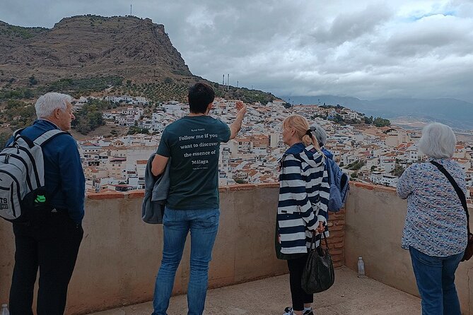 Málaga Small‑Group Wine Tour – Álora Castle Views & 4 Tastings - Álora in a Single Day: Why This Works Better Than You Think