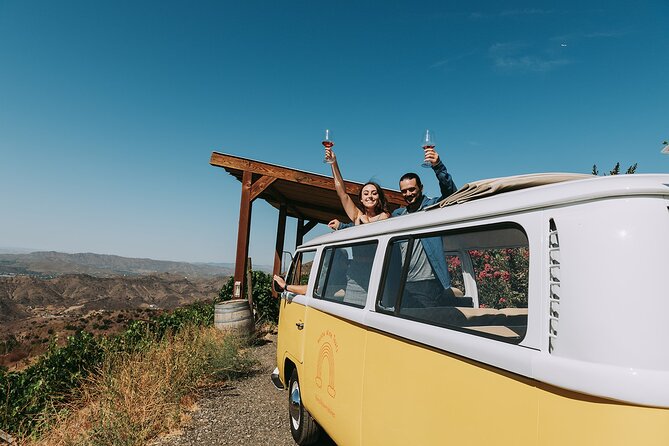 Malibu: Vintage VW Bus and Vineyard Tour - The 80-minute ride: Saddlerock Ranch views plus vintage radio