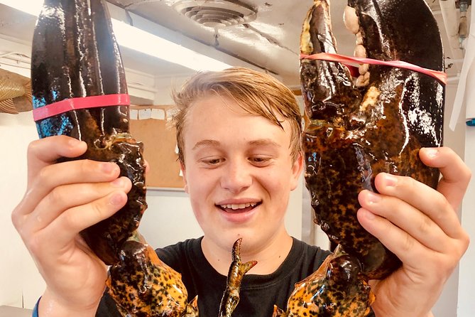 Martha's Vineyard Tours Private and Fun! - Getting your bearings at Dockside Marina, then the gingerbread world