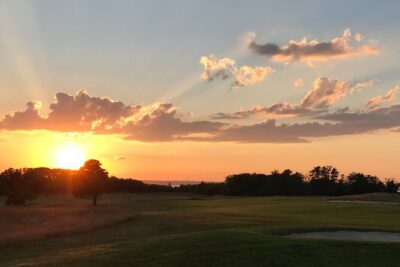 Marthas Vineyard Luxury Tour (2hrs) - Vineyard Haven: getting oriented fast, then rolling toward the coast