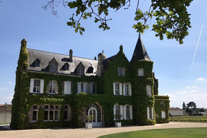 Medoc Region Wine Day Trip with Vineyard Visits & Tastings from Bordeaux - Stop 1 in Médoc: Margaux or St-Julien tastings at classified growth