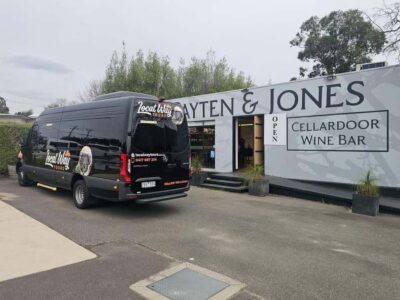 Melbourne: Yarra Valley Half-Day Wine Tour - Starting in Melbourne: Arts Centre meetup and your coffee cue