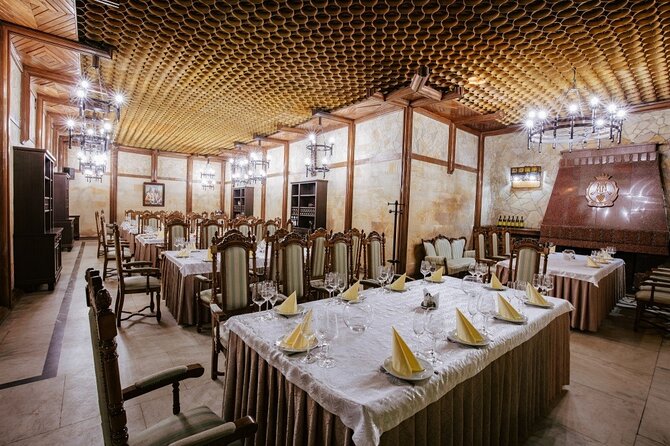 Milestii Mici Underground Winery Tour INCLUDING Wine tasting - What the 4-Hour Format Really Means for Your Day