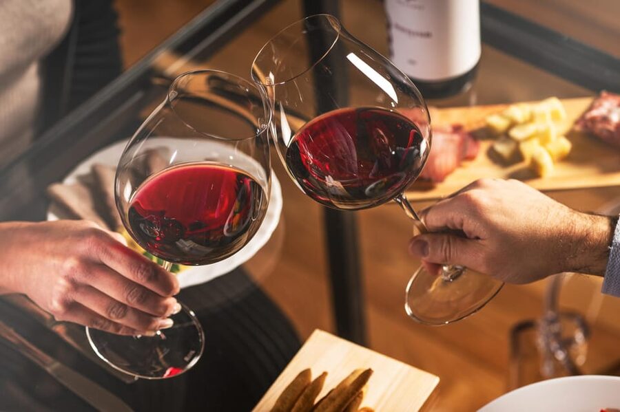 Monforte d'Alba in Langhe: Unforgettable Winery Tasting - Owner-led winery story: the Cantina Moscone basics
