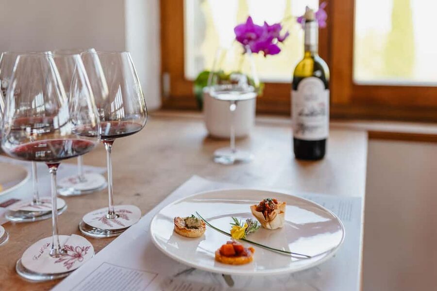 Montalcino: Winery Tour & Gourmet Brunello Vertical Tasting - Gourmet bites that actually teach you how to taste