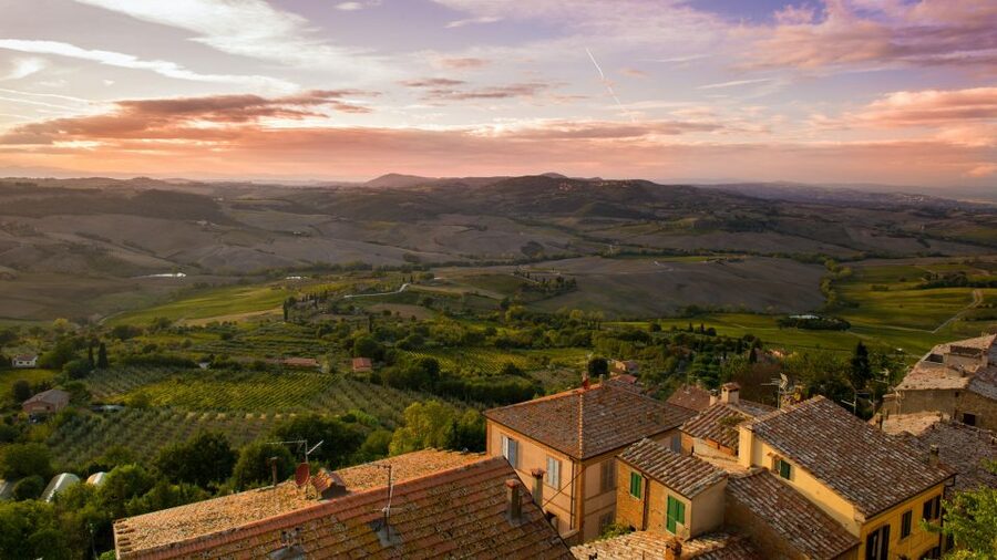 Montepulciano: Winery Tour and Tasting - Entering Talosa Cantina Storica’s 16th-Century Cellar
