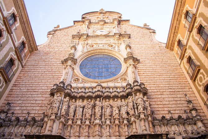 Montserrat Full Day Tour with Farmhouse Lunch and Winery Visit - Time on Your Feet vs. Time on the Bus