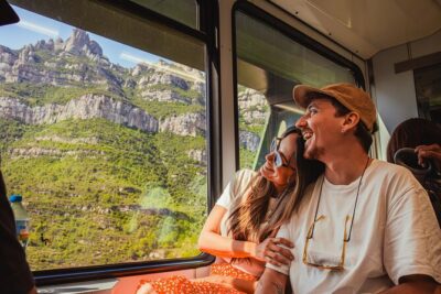 Montserrat Tour with Winery Lunch & Exclusive Cellar Experience - The morning logistics: Barcelona North Station to Montserrat by train