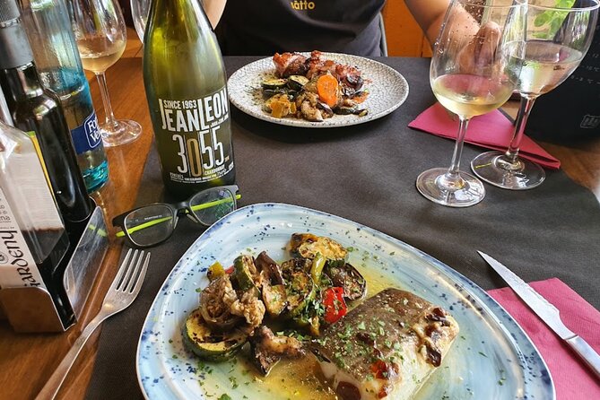 Montserrat & Winery Visit Tour with Traditional Farmhouse Lunch - Should you book this Montserrat and winery tour from Barcelona?