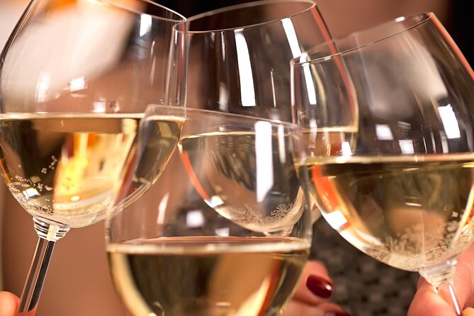 Mornington Peninsula Winery Bus Tour including lunch with a glass of wine - How this Mornington Peninsula wine tour saves you time (and stress)