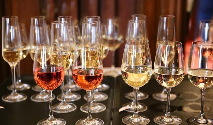 Mornington Peninsula Winery Bus Tour with Lunch & Wine - Lunch at One of the Stops: When Food Is Part of the Wine