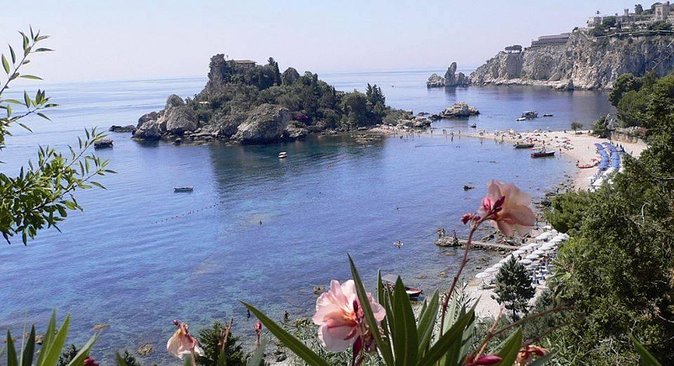 Mount Etna, Lunch in a Winery and Taormina Private Day-Trip from Messina - Key highlights worth planning for