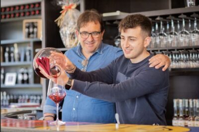 Mount Vesuvius: Vineyard Tour with Wine Tasting and Lunch - Where to Meet Cantina del Vesuvio Russo Family (and the Real Logistics)