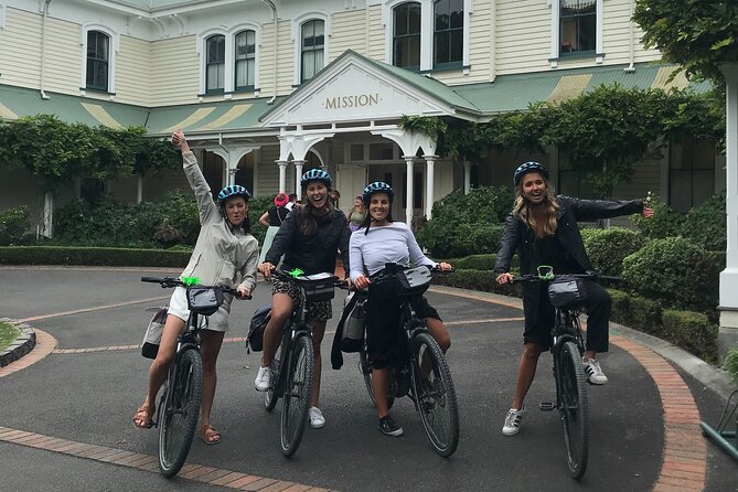 Napier: Cycle to Wineries - Half Day, self-guided - Your Starting Moves: Ahuriri to Hawke’s Bay Trails