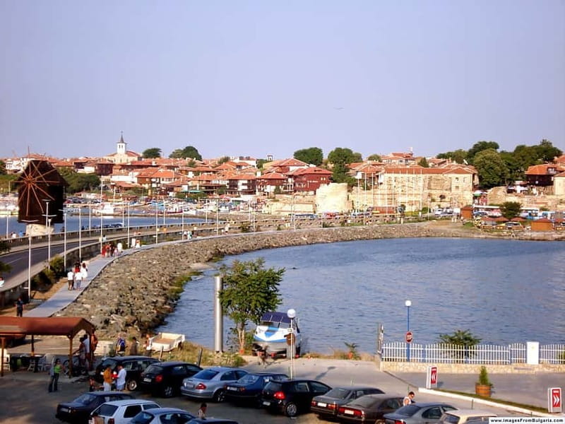 Nessebar: Audio Guide Tour Nessebar + visit to the Winery - The route: map-led, choose-your-own pace, and photo-friendly