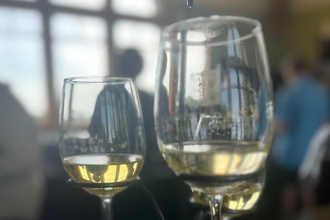 NON BUS Traverse Sunset Wine Tour 3 Winery Old Mission Peninsula - Old Mission Distilling or Bowers Harbor: what the alternate stop changes