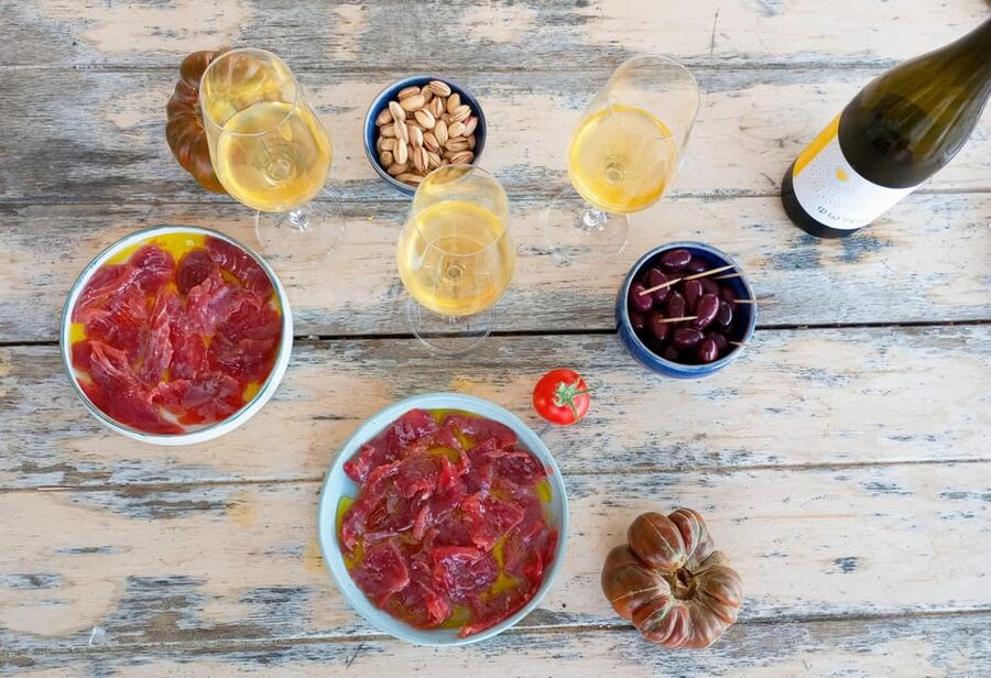 Paros: Wine tasting at Local Winery - A one-hour natural wine tasting that stays informal