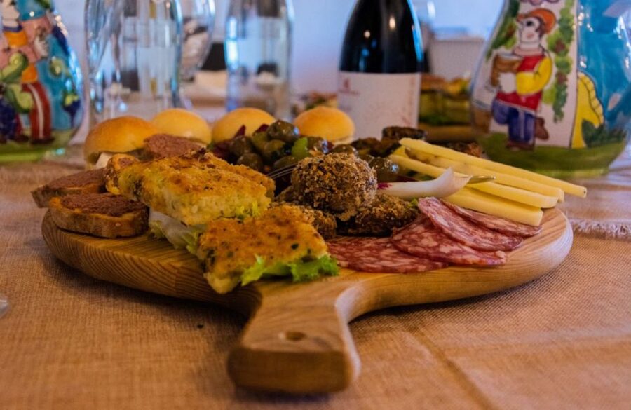 Partinico: Historic Sicilian Vineyard & Wine Tasting Tour - Stop 1: The countryside walk through vineyards, olives, and citrus