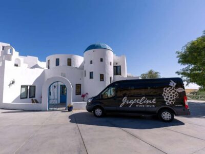 Paso Robles & Atascadero: 3-Winery Tour Including Lunch - The ride: hotel pickup, deluxe comfort, and why it matters