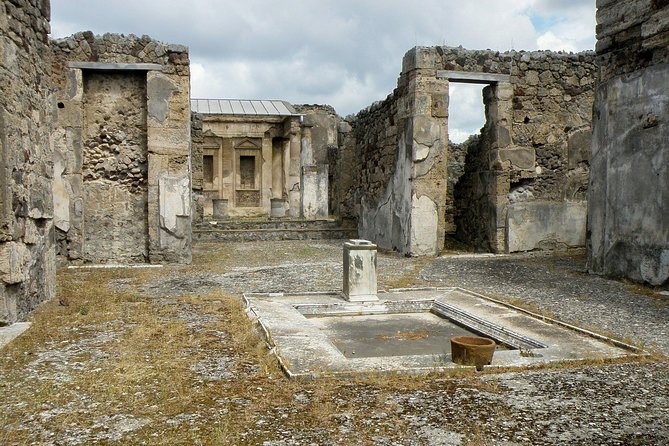 Pompeii Private Day Tour and Winery Stop - Vesuvius and the Gulf of Naples: the big view moment