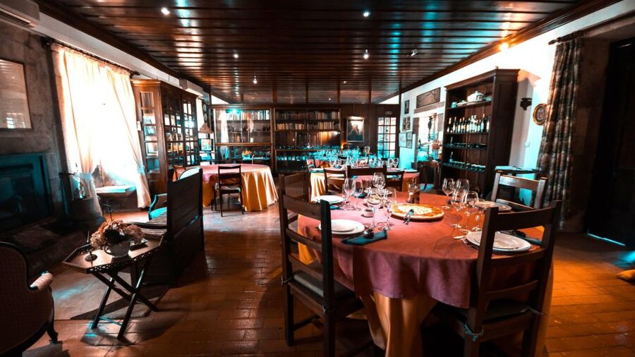Porto: Douro Valley Private Grand Experience - Private - Port, Snacks, Lunch, and Tastings: How the Day Really Feels