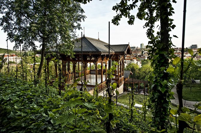 Prague´s Hidden Vineyards Private Tour - Guides and the Personal Touch: What Sets This Tour Apart