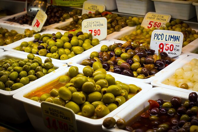 PREMIUM TAPAS TOUR: Paella, Market Tastings, and Winery - Who should book this tour (and who might feel limited)