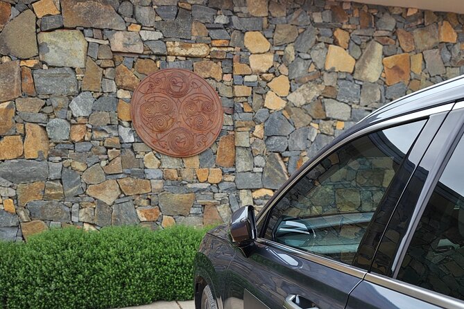 Private Canberra Winery Tour with lunch - Lunch at the vineyard: wood-fired pizza plus dietary options