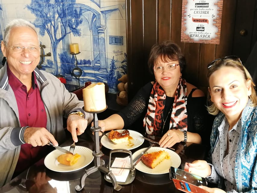 Private day tour to Évora: cork, factory, winery & the city - Évora lunch time: tasty food, but check what’s paid for