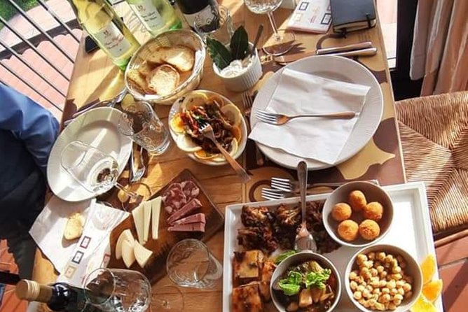 Private Etna tour from Messina Cruise Terminal+ Lunch at Winery - Guides make or break the day: why the private format matters