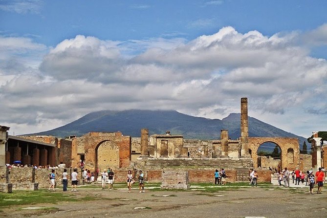 Private Full-Day Tour to Pompeii and Mt. Vesuvius with Winery Visit - Why this Naples combo works: one packed 8-hour plan