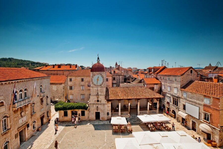 Private Split & Trogir Wine Tasting & Vineyard with Sea View - The van ride to Trogir: short transit, smooth switch in vibe