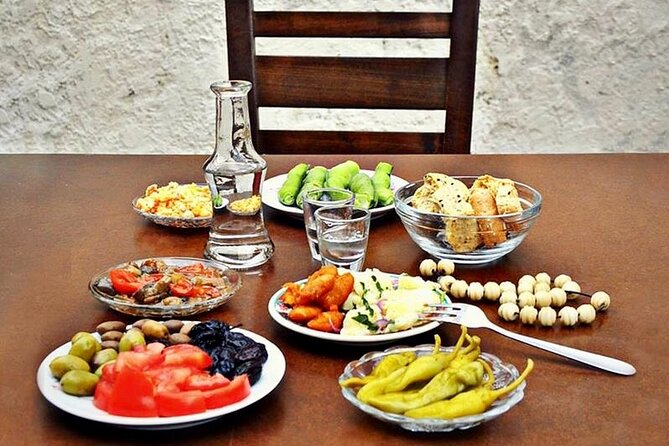 Private Tour: Soap, Olive Oil & Lyrarakis Winery with Lunch - Key highlights at a glance