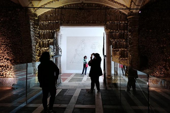 Private Tour to Evora with wine tasting at the Cartuxa Winery - Templo Romano de Évora (Templo de Diana): the Roman anchor