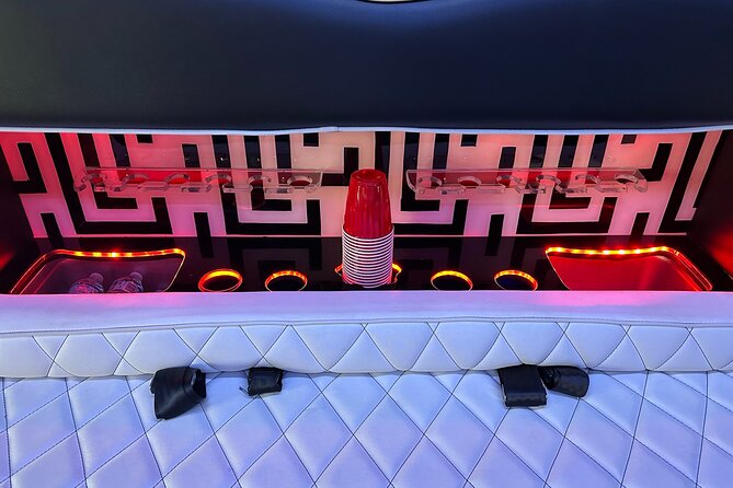 Private Vineyard Tour in Party Bus (4 Vineyards), Includes Lunch - Lunch Included: The Easy Win You Don’t Have to Think About